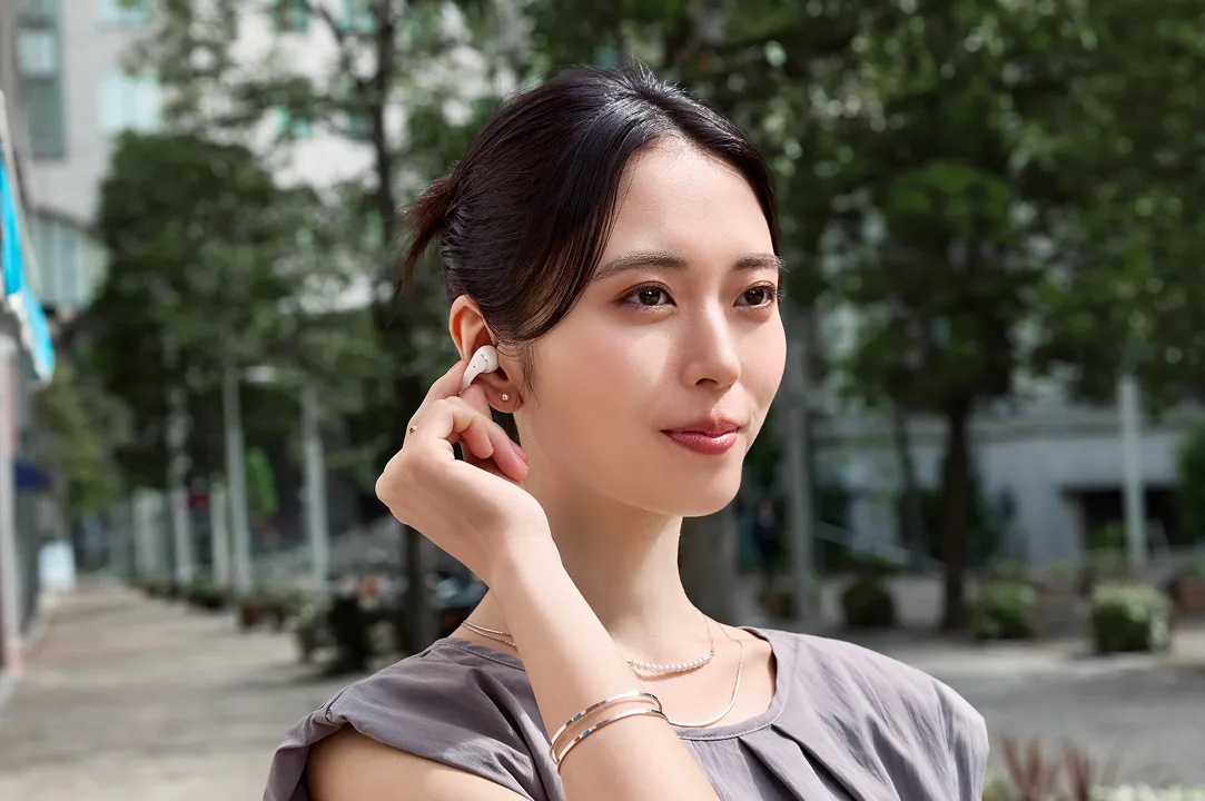 OpenDots 2 를 착용한 모델
